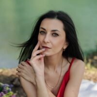 Уход за кожей лица для девочек-подростков: советы косметолога 4 Косметолог Яна Бабичева
