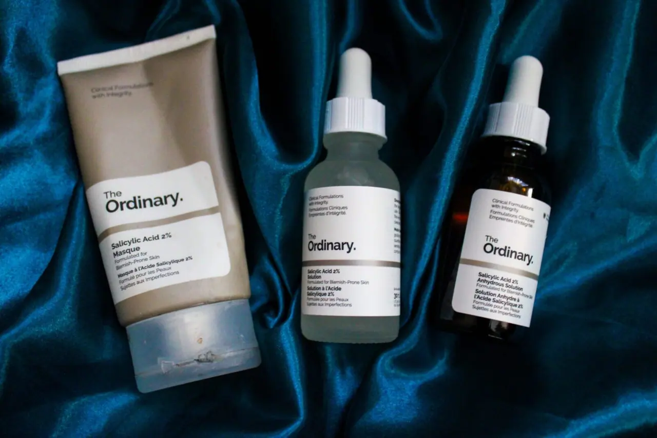 Лучшие бренды косметики для подростков 10 Иллюстрация к разделу «The Ordinary»